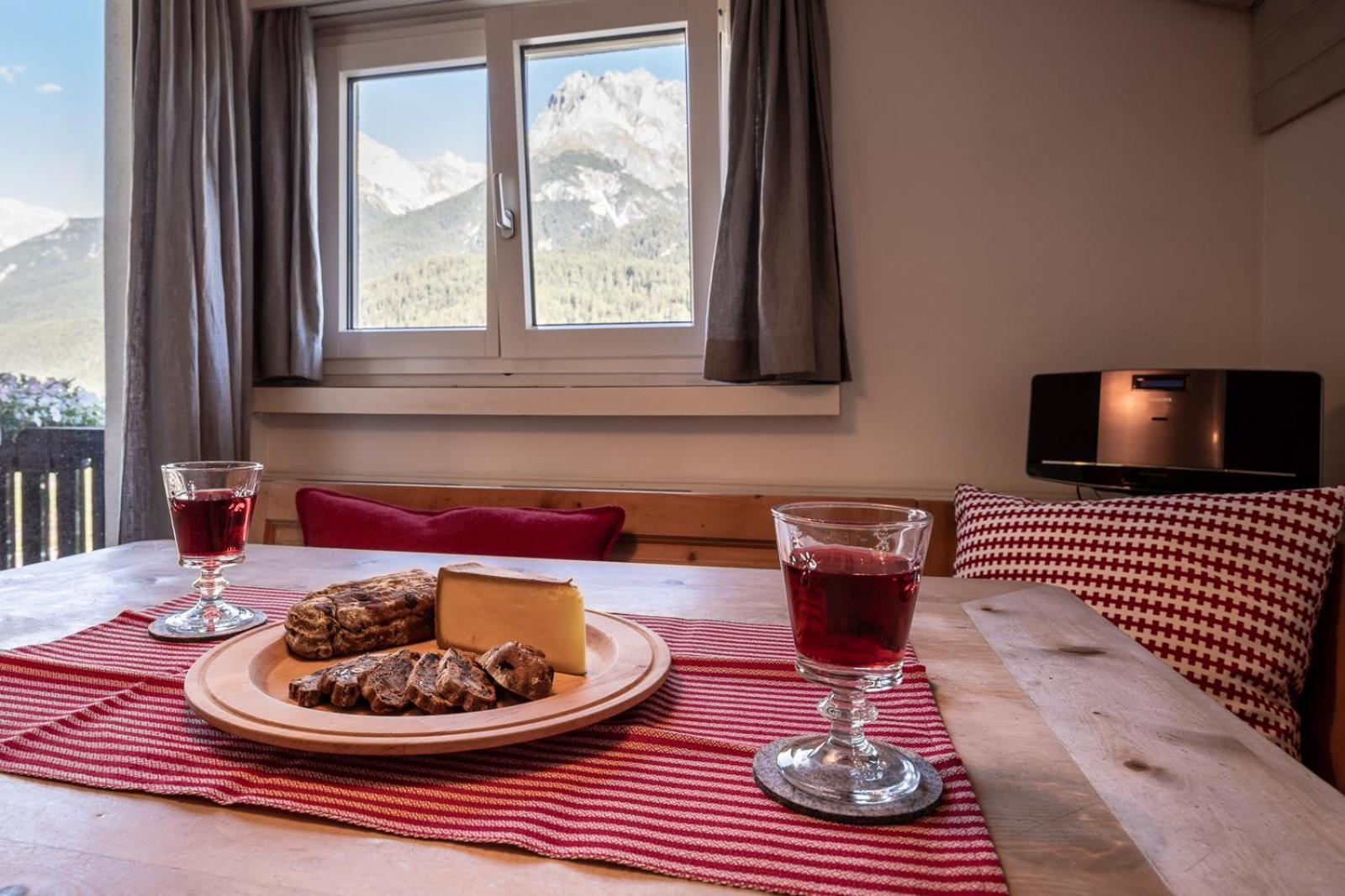 Apartmán Chasa Gernet Buorcha Scuol Exteriér fotografie