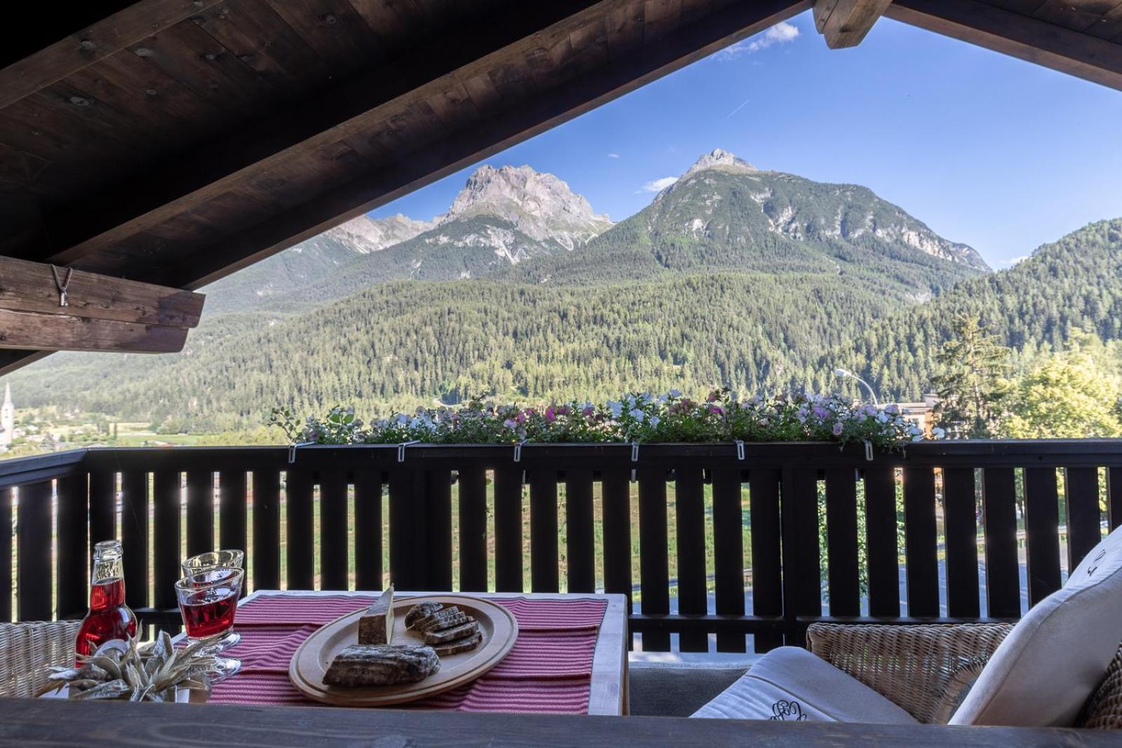 Apartmán Chasa Gernet Buorcha Scuol Exteriér fotografie